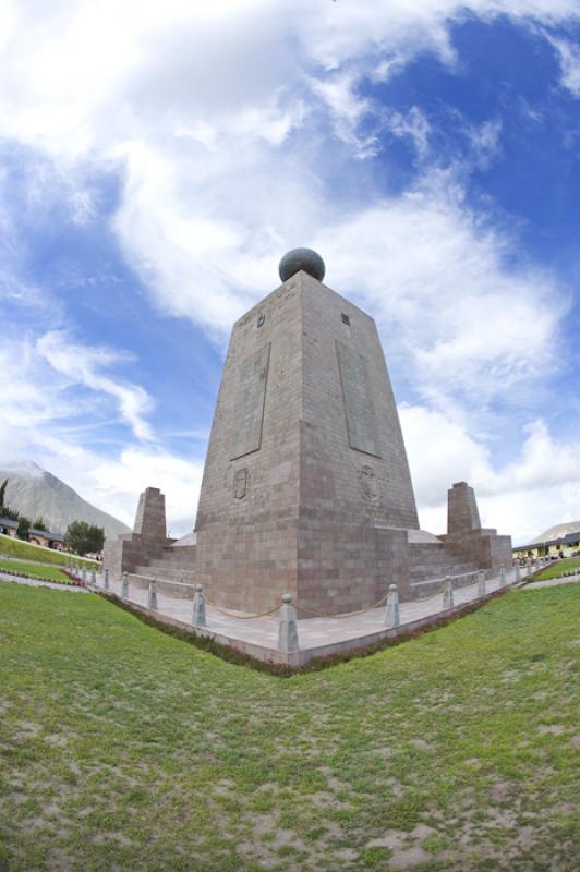 Mitad del Mundo, San Antonio de Pichincha, Quito, ...