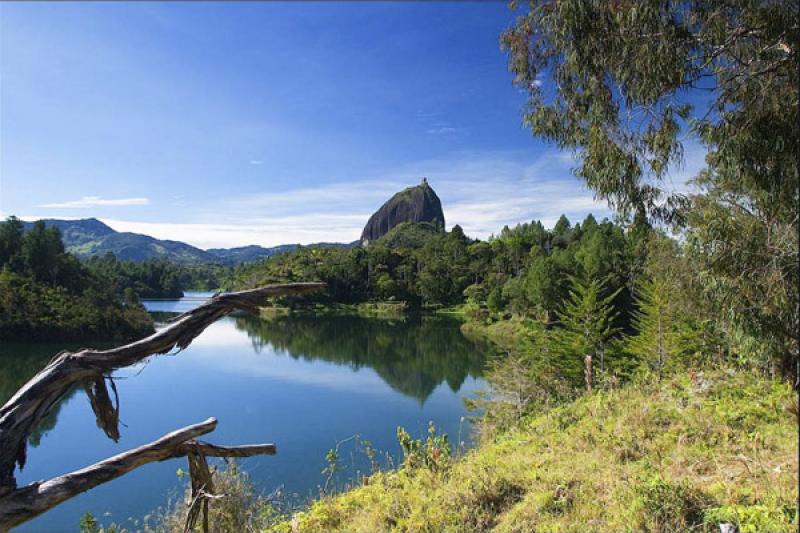 Piedra de El PeÃ±ol, El PeÃ±ol, Antioquia, Ori...