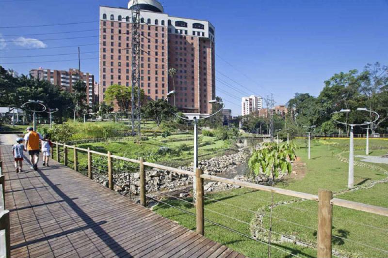 Parque Lineal La Presidenta, El Poblado, Medellin,...