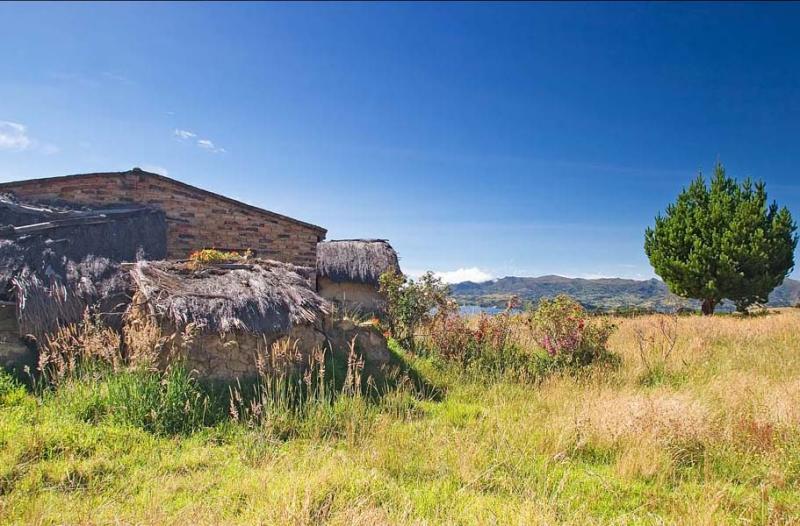 Vivienda Tradicional, Laguna la Tota, Boyaca, Colo...