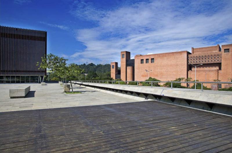 Caja de Madera, Teatro Metropolitano de Medellin J...