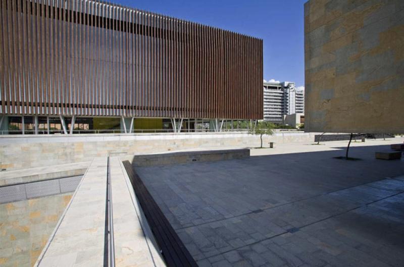 Caja de Madera, Plaza Mayor, Medellin, Antioquia, ...