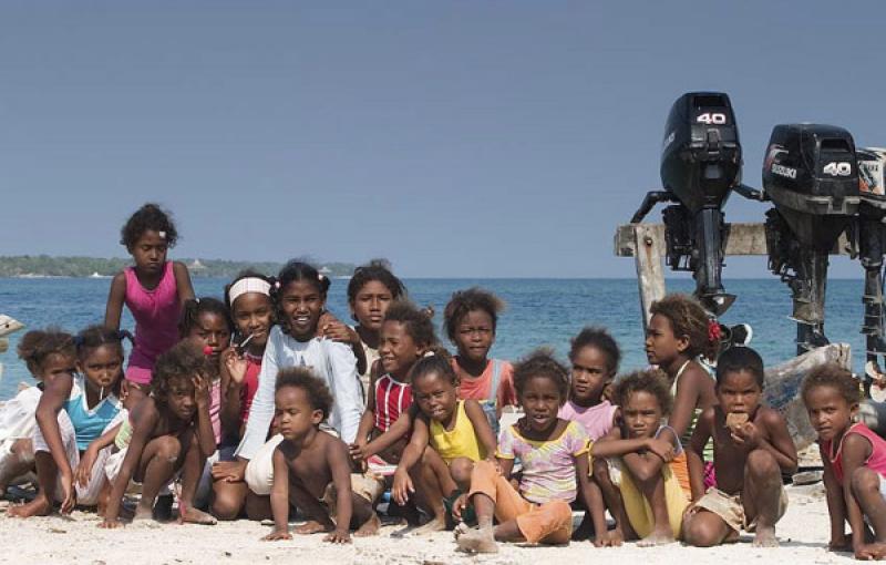 NiÃ±os en la Playa, Santa Cruz del Islote, Golfo...