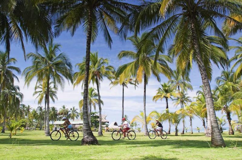 Amigos en Bicicleta, Isla Mucura, Golfo de Morrosq...