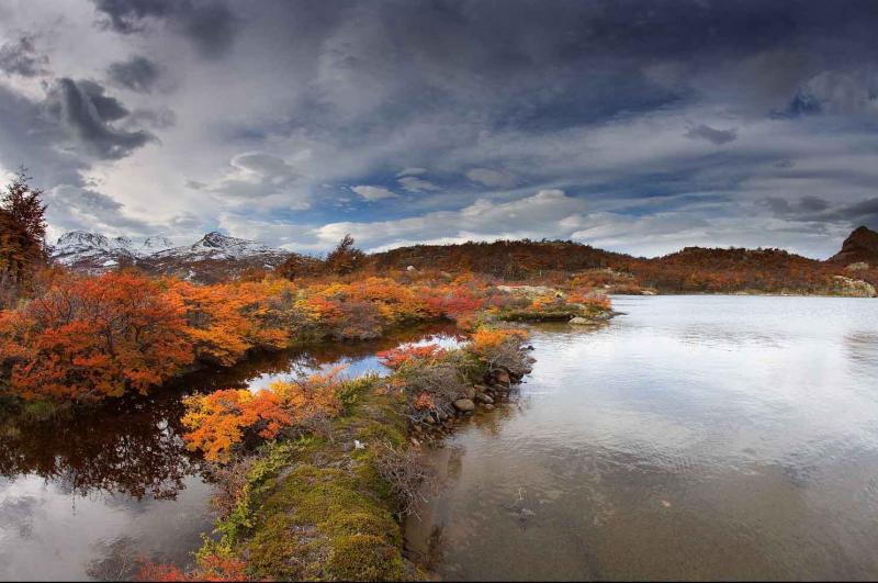 Lago San Martin, Chalten, Patagonia, Argentina, Su...