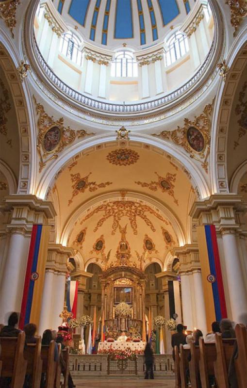 Basilica de la Virgen de Chiquinquira, Boyaca, Tun...