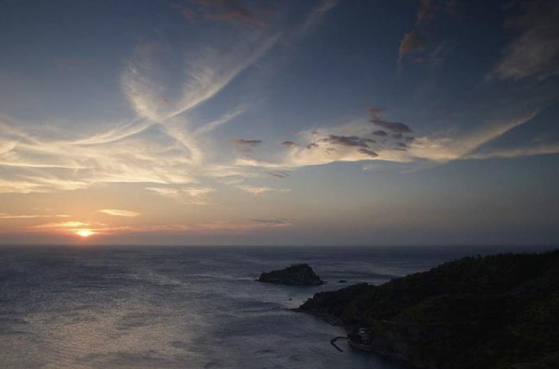 Ocaso en Santa Marta, Magdalena, Colombia