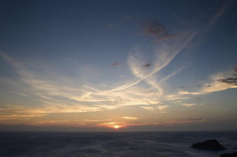 Ocaso en Santa Marta, Magdalena, Colombia