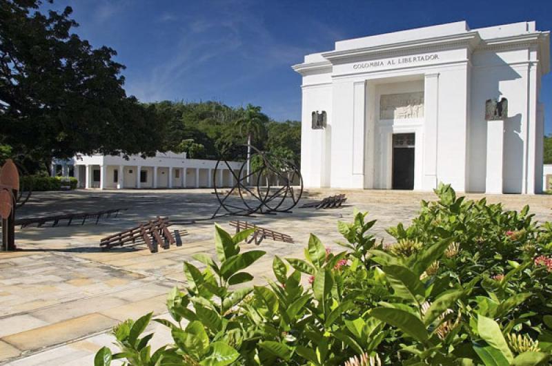 Altar de la Patria, Quinta de San Pedro Alejandrin...