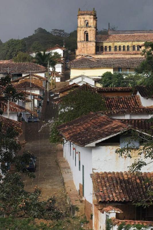 Iglesia La Inmaculada Concepcion y San Lorenzo Mar...