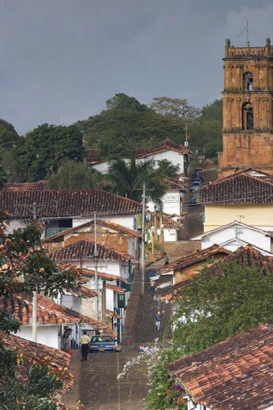 Iglesia La Inmaculada Concepcion y San Lorenzo Mar...