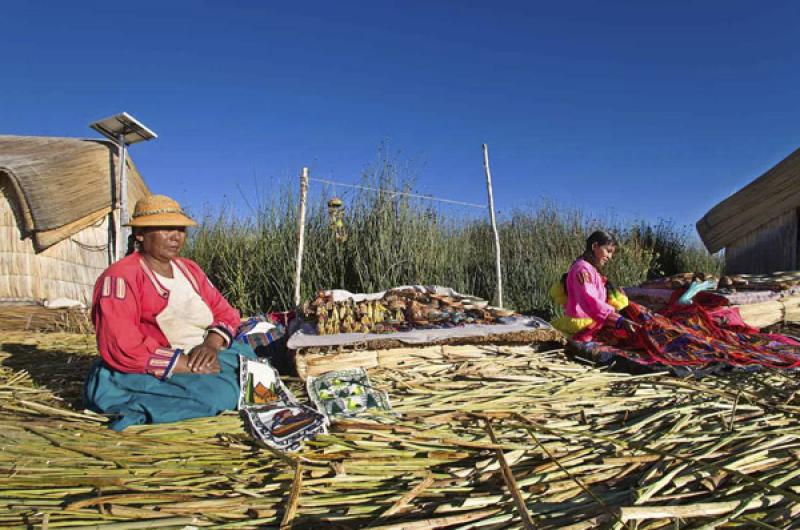 Indigenas Aimara, Puno, Peru, Lima, Sur America