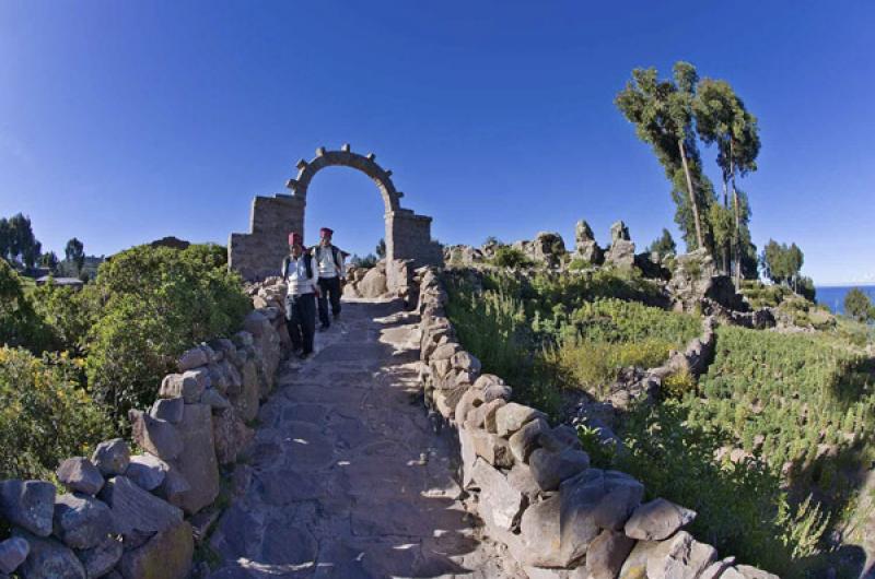 Arco en Taquile, Puno, Peru, Lima, Sur America