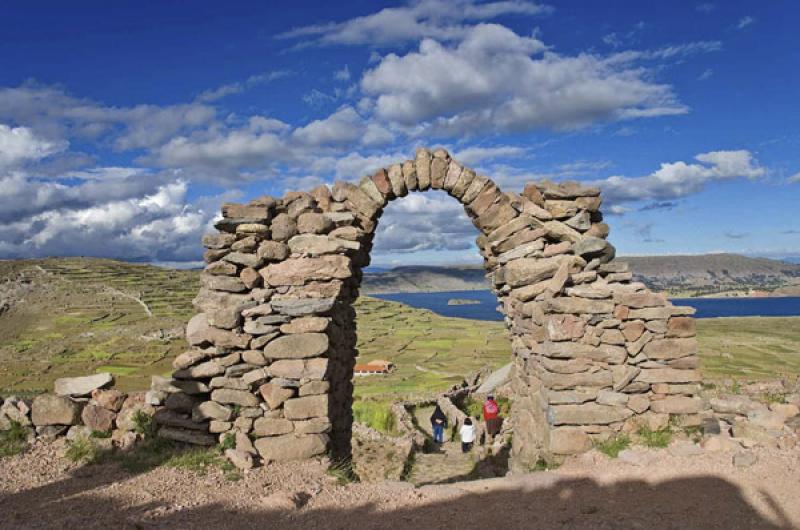 Arco de Piedra, Puno, Peru, Lima, Sur America