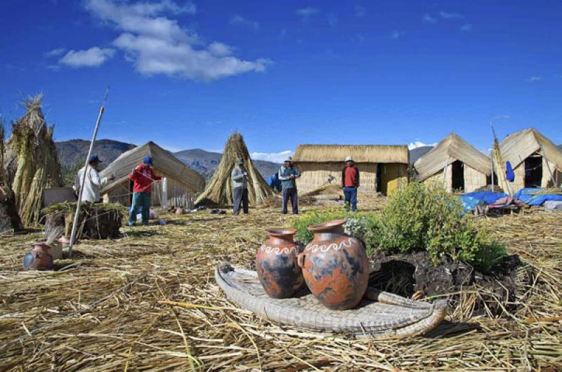 Isla de los Uros, Puno, Peru, Lima, Sur America