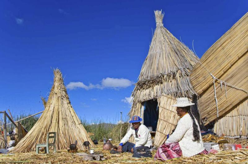 Indigenas Aimara, Puno, Peru, Lima, Sur America