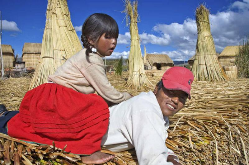 Padre con su Hija, Puno, Peru, Lima, Sur America