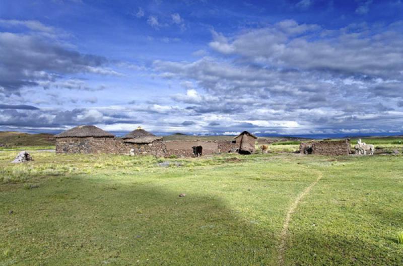 Vivienda Tradicional, Puno, Peru, Lima, Sur Americ...