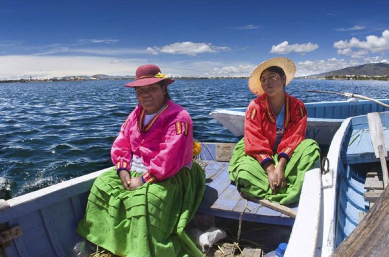 Indigenas Aimara, Puno, Peru, Lima, Sur America