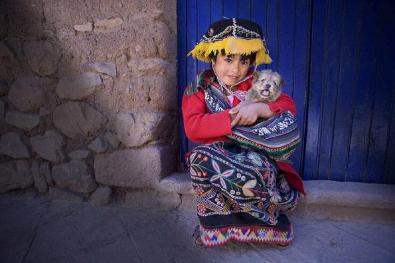 NiÃ±a Indigena, Pisac, Cuzco, Cusco, Peru, Sur A...