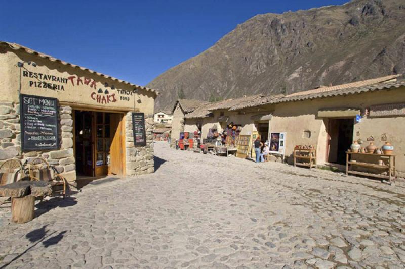 Pueblo de Ollantaytambo, Cuzco, Cusco, Peru, Sur A...