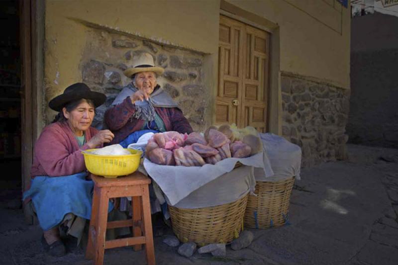 Mujeres Indigenas, Pisac, Cuzco, Cusco, Peru, Sur ...