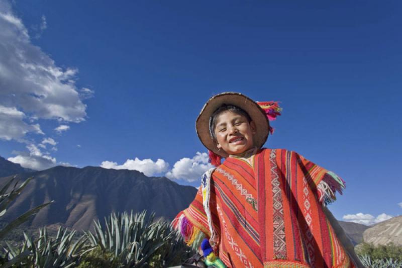 NiÃ±o Sonriendo, Ollantaytambo, Cuzco, Cusco, Pe...