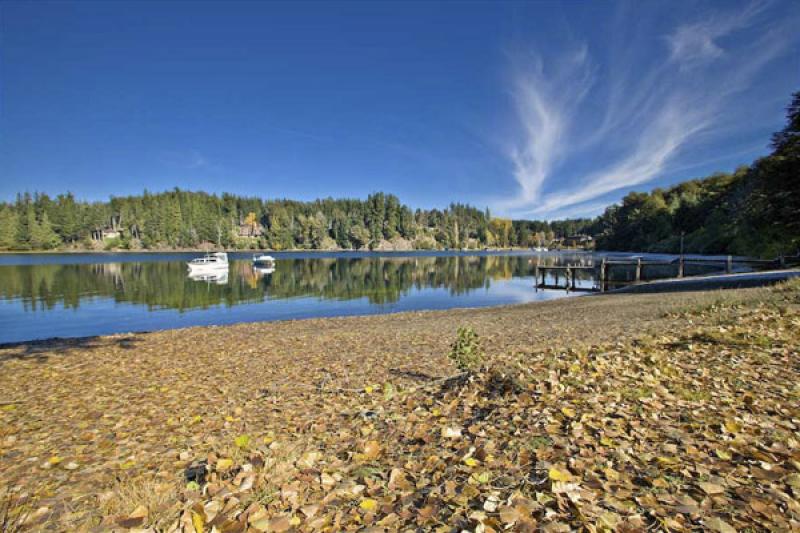 Lago Nahuel Huapi, Bariloche, Rio Negro, Patagonia...