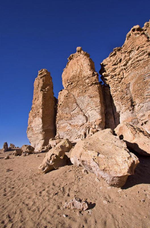 Monjes de la Pacana, San Pedro de Atacama, Antofag...