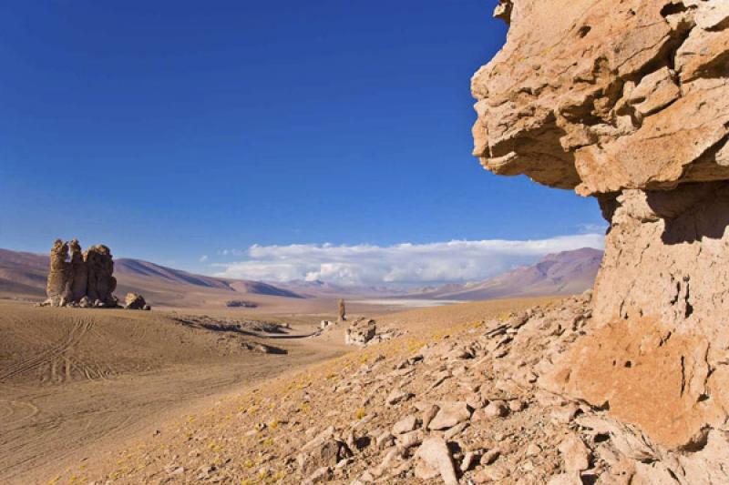 Monjes de la Pacana, San Pedro de Atacama, Antofag...