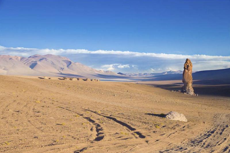 Monjes de la Pacana, San Pedro de Atacama, Antofag...