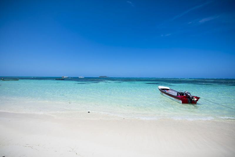 Lancha en el Mar, Isla de San Andres, Archipielago...