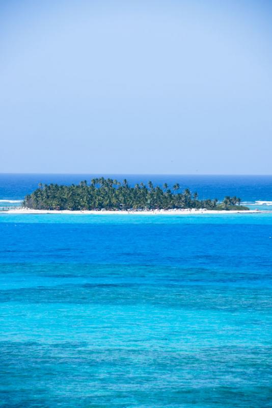 Panoramica de Isla de San Andres, Archipielago de ...