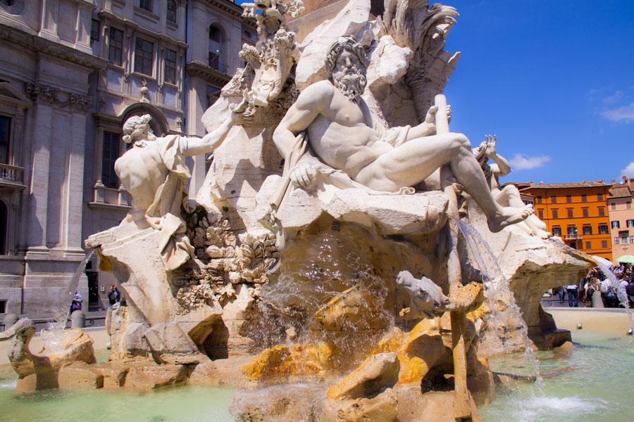 Fuente de los Cuatro Rios, Piazza Navona, Roma, It...