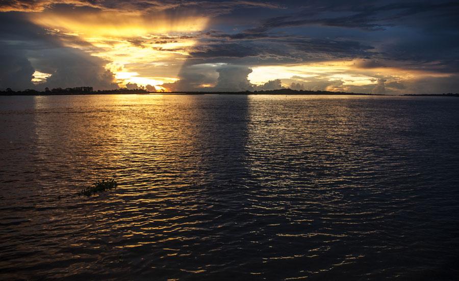 Atardecer, Amazonas, Colombia