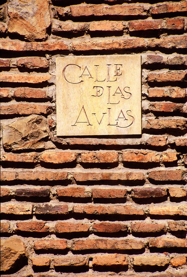 Nomenclatura Antigua en el Barrio La Candelaria, C...