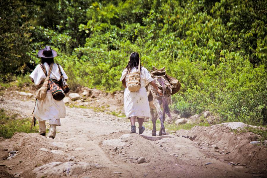 Indigenas Caminando,  Cesar, Colombia