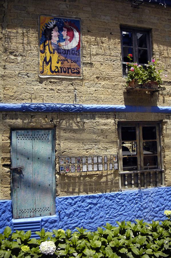 Fachada de un Bar en el Barrio Usaquen en Bogota, ...