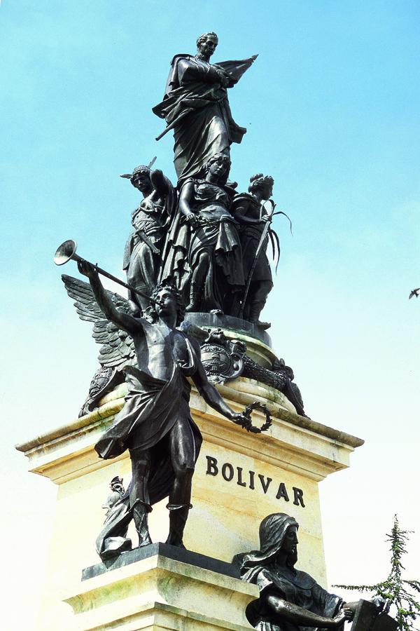 Monumento a Simon Bolivar