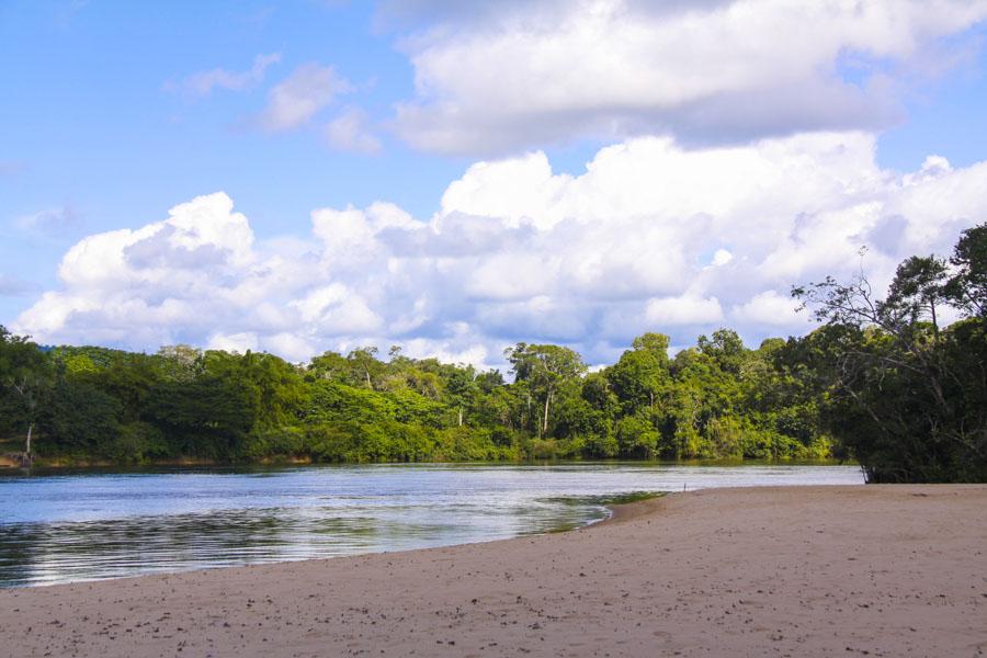 Paisaje Mitu, Vaupes, Colombia