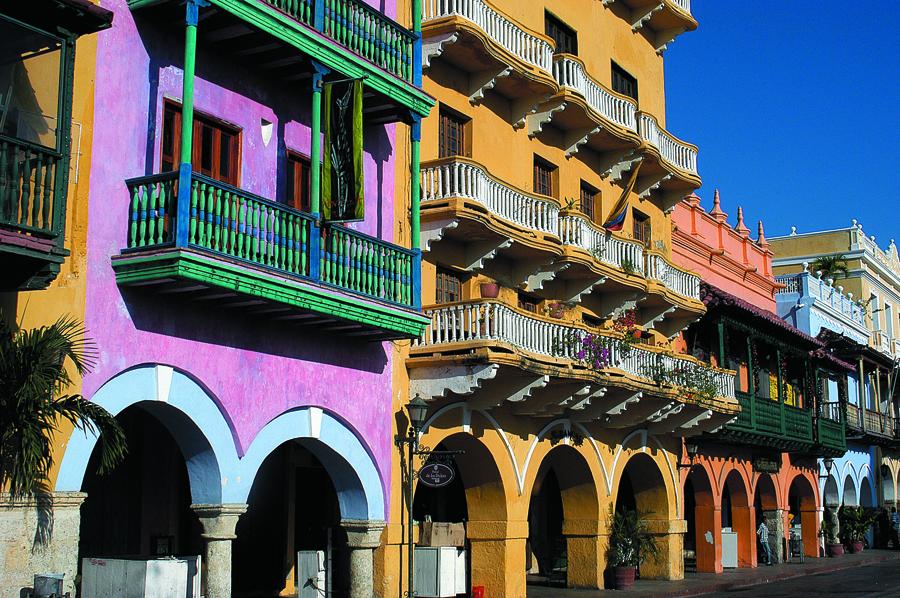 Fachadas de Colores en Cartagena, Bolivar, Colombi...