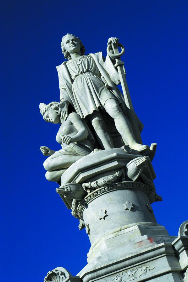 Detalle del Monumento de Cristobal Colon en Cartag...