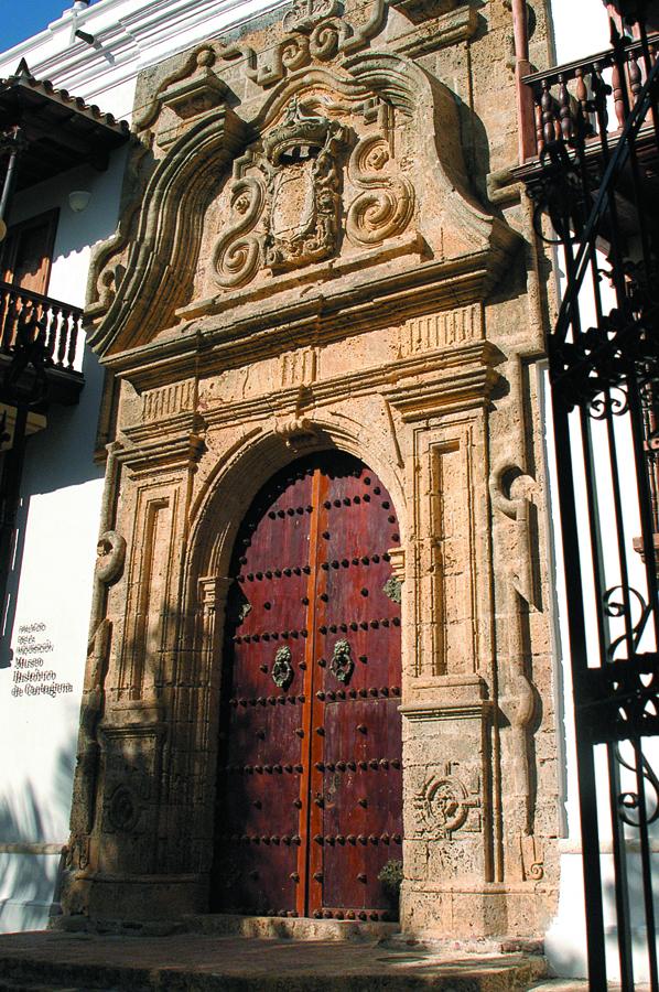 Detalle de la entrada al Palacio de la Inquisicion...