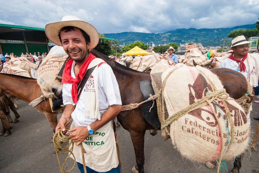 Arriero con Mulas en Antioquia, Colombia