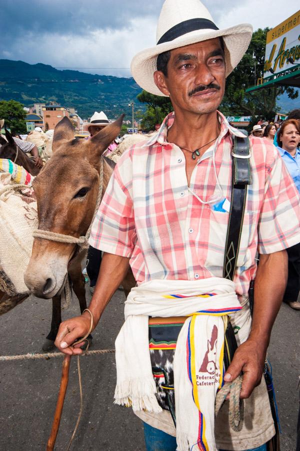 Arriero con Mulas en Antioquia, Colombia