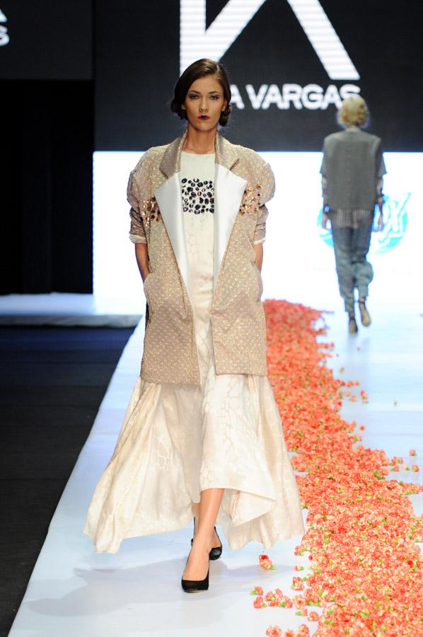 Pasarela Kika Vargas, Circulo de la Moda Bogota, M...