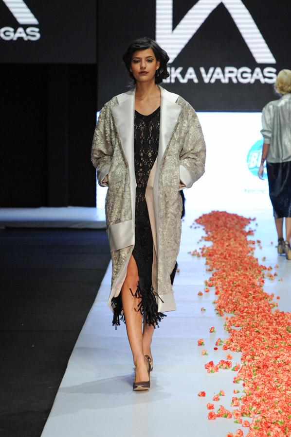 Pasarela Kika Vargas, Circulo de la Moda Bogota, M...