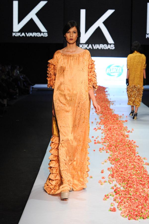 Pasarela Kika Vargas, Circulo de la Moda Bogota, M...