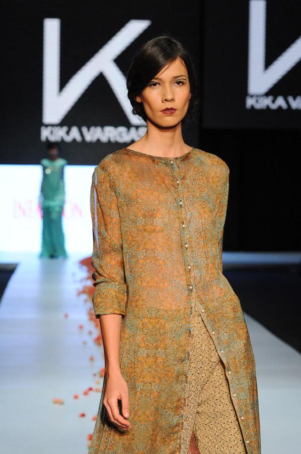 Pasarela Kika Vargas, Circulo de la Moda Bogota, M...