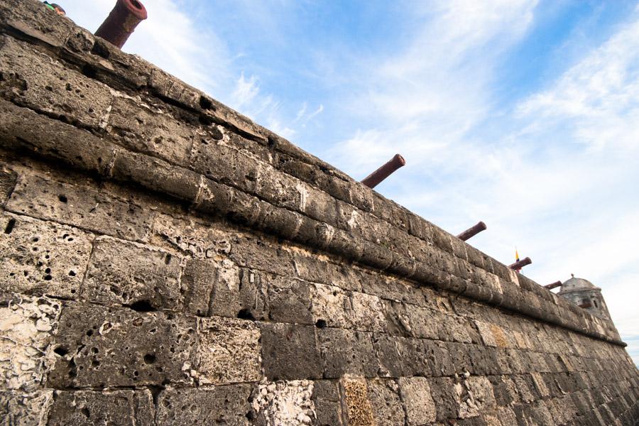 Muralla en el Fuerte San Fernando, Cartagena, Boli...